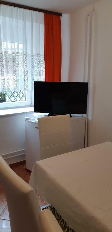 Apartma Albina كْرانْيِسكا غورا المظهر الخارجي الصورة